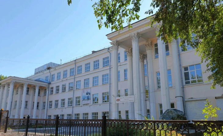 Власти Перми нашли участок на Компросе для нового корпуса школы №9