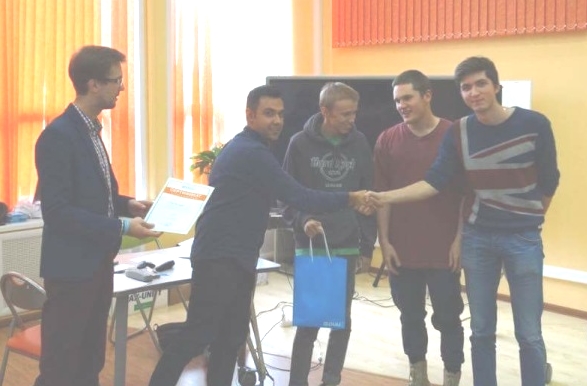 Студенты пермской «Вышки» запустили площадку для продажи брендовых вещей 