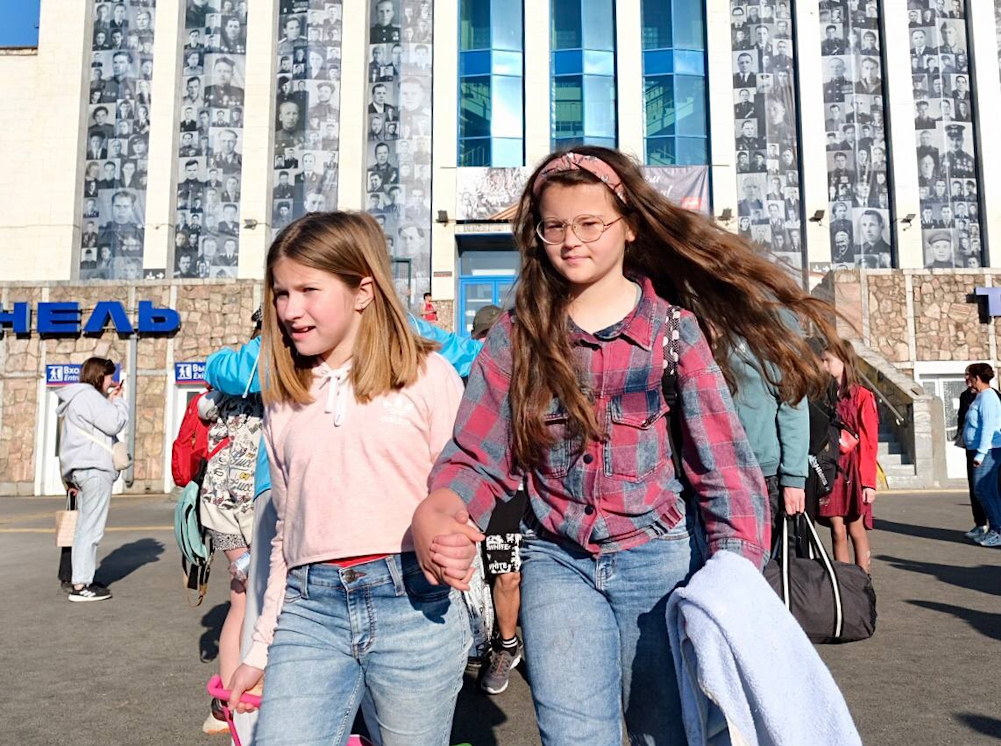 Этим летом в Пермском крае будут отдыхать 300 школьников из ЛНР
