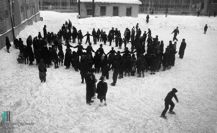 Где катались на коньках пермяки в прошлом веке