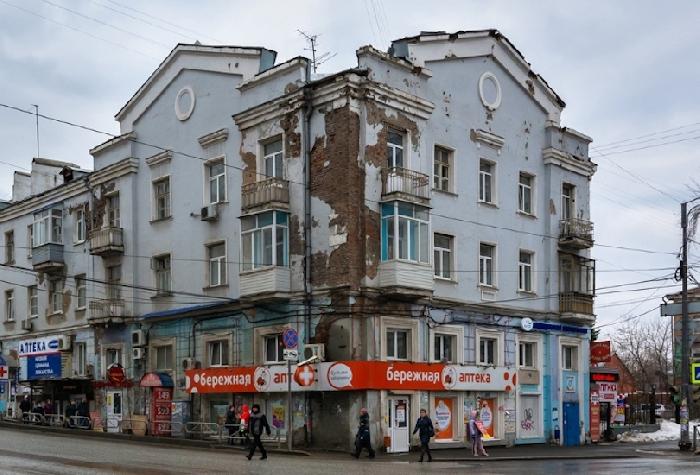 Мэрия Перми пока не будет сносить «актерский дом» на улице Попова