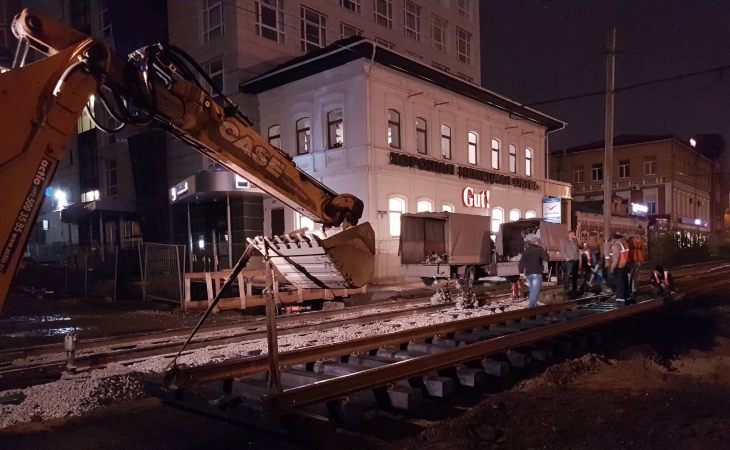 Энергетики «ПСК» выполнили важный этап реконструкции теплосети на ул. Осинская и обеспечили движение трамваев