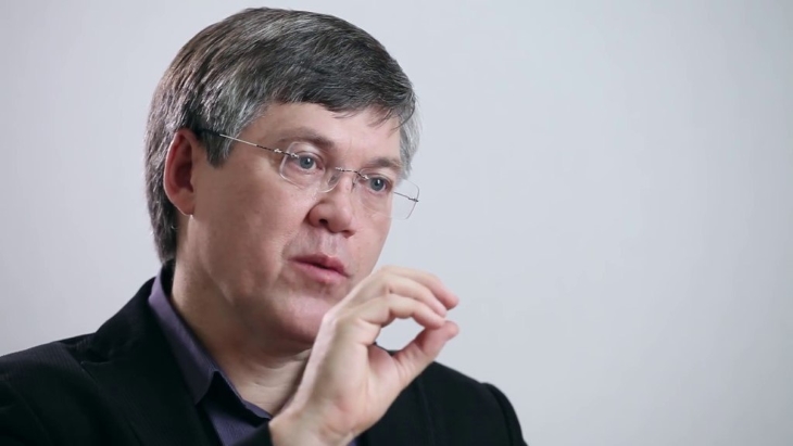 Нейробиолог Вячеслав Дубынин 