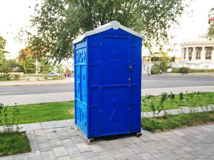 В Перми на остановках появятся служебные туалеты