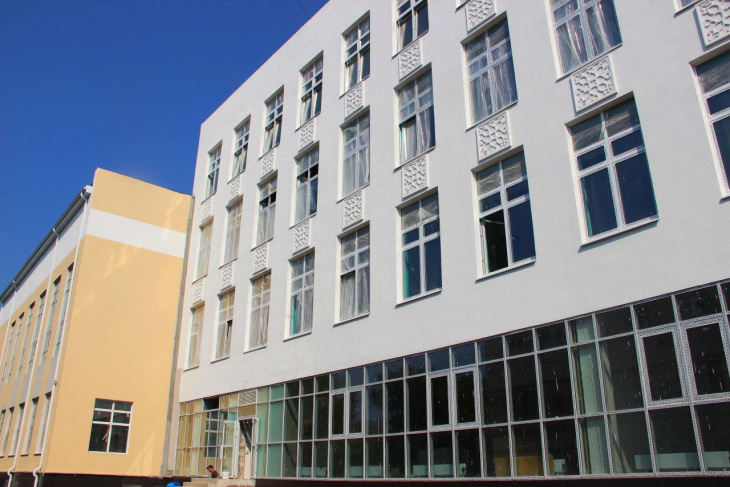 Новый корпус гимназии №17 планируется ввести в эксплуатацию до конца года