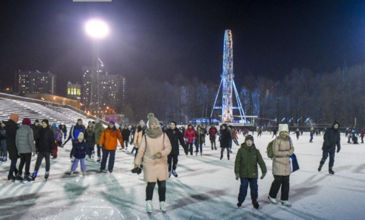 В выходные «Ледовый сезон» на катках открыли более 1,7 тысяч пермяков