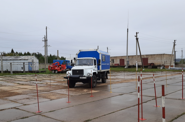 Водители «Пермэнерго» показали свое мастерство на соревнованиях профмастерства 